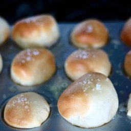 Egg Free Dinner Rolls for an Egg Free Girl (and everyone else too!)